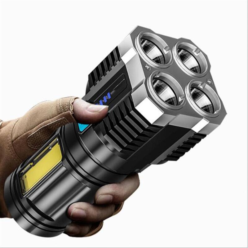 High power tactical flashlight